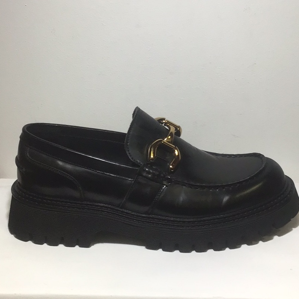 Steve Madden Black Loafers with Gold Accent - Picture 3 of 6